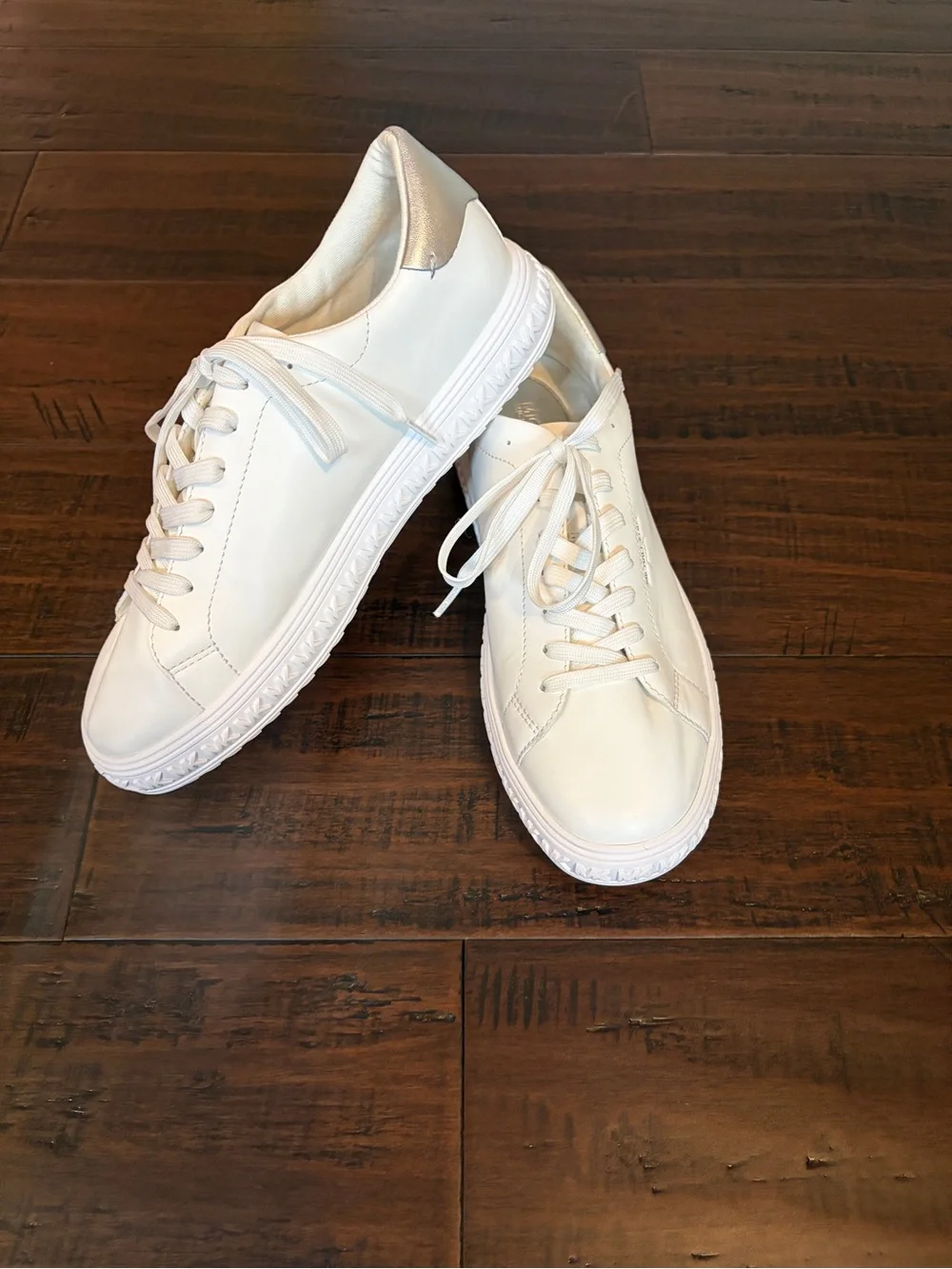 Michael Kors White Leather Low-Top Sneakers Classic casual elevated luxury cool